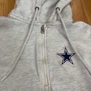 Dallas Cowboys three quarter zip!!